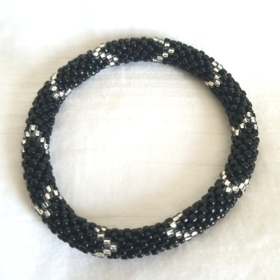 Sashka Co Black Silver Glass Bead Snake Bracelet